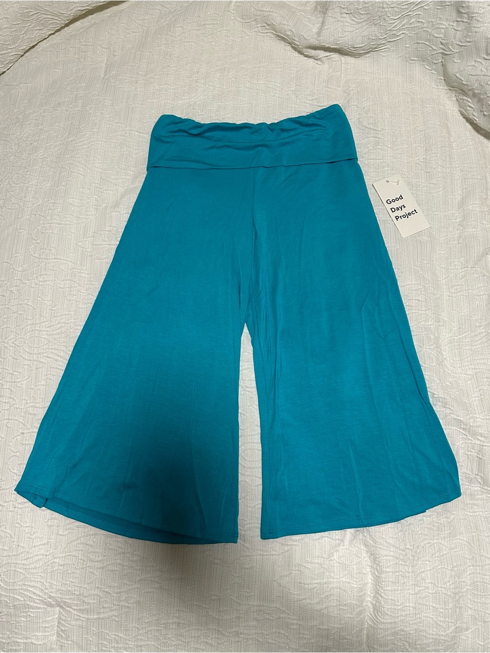 Teal wide leg fold over capri legging gauchos